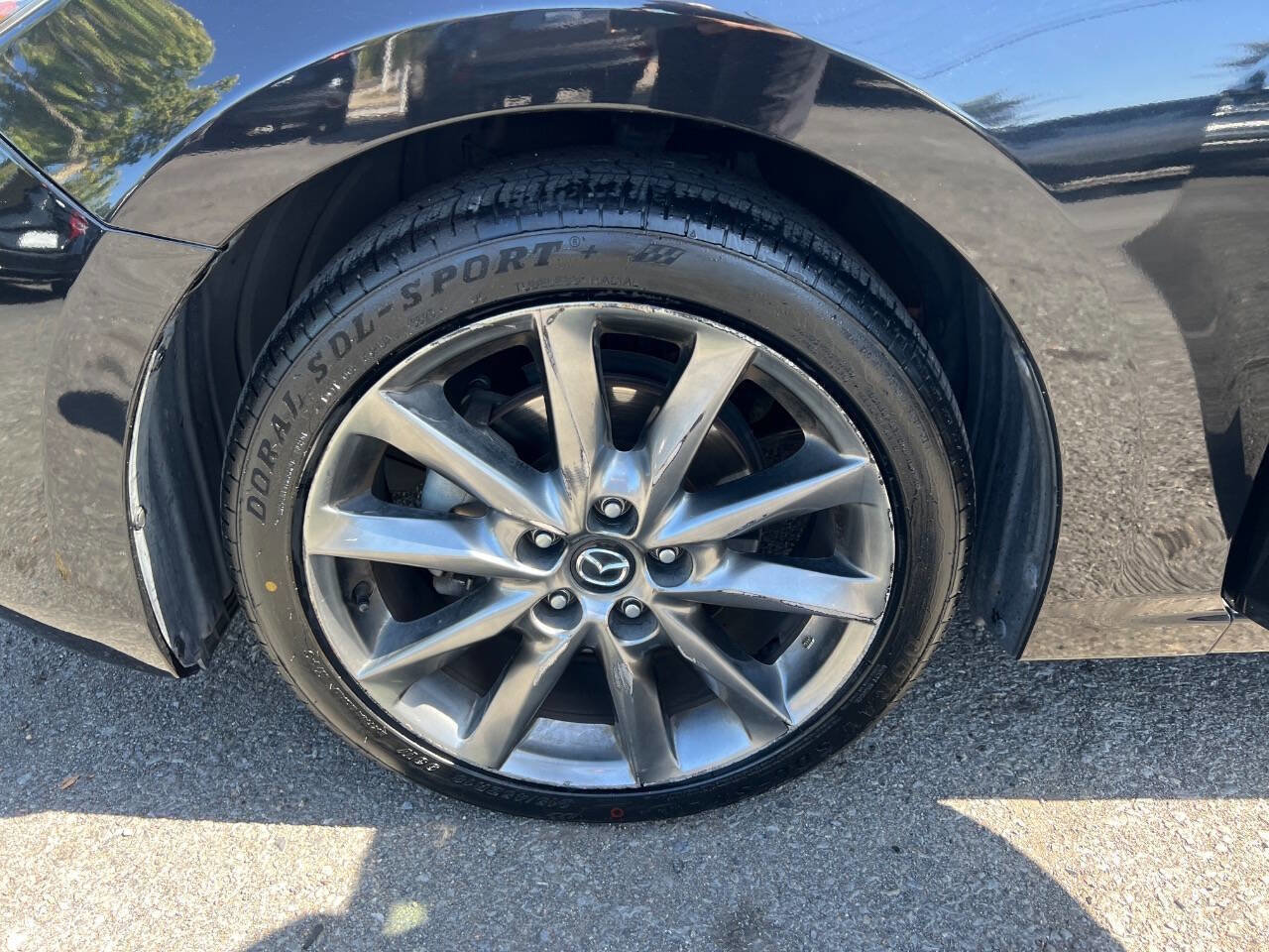 Used 2018 MAZDA MAZDA3 Touring FWD image 21