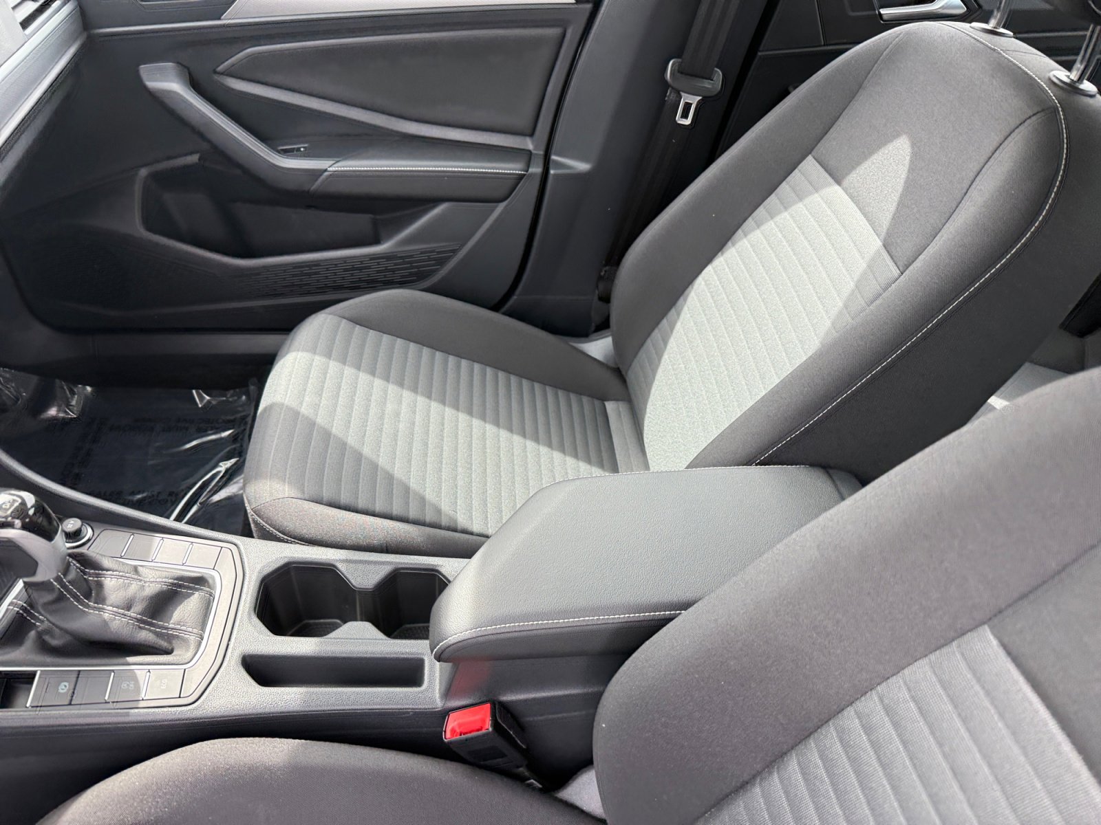 Used 2024 Volkswagen Jetta S image 14