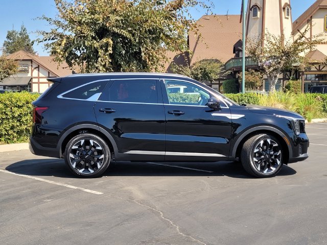New 2026 Kia Sorento EX FWD image 3