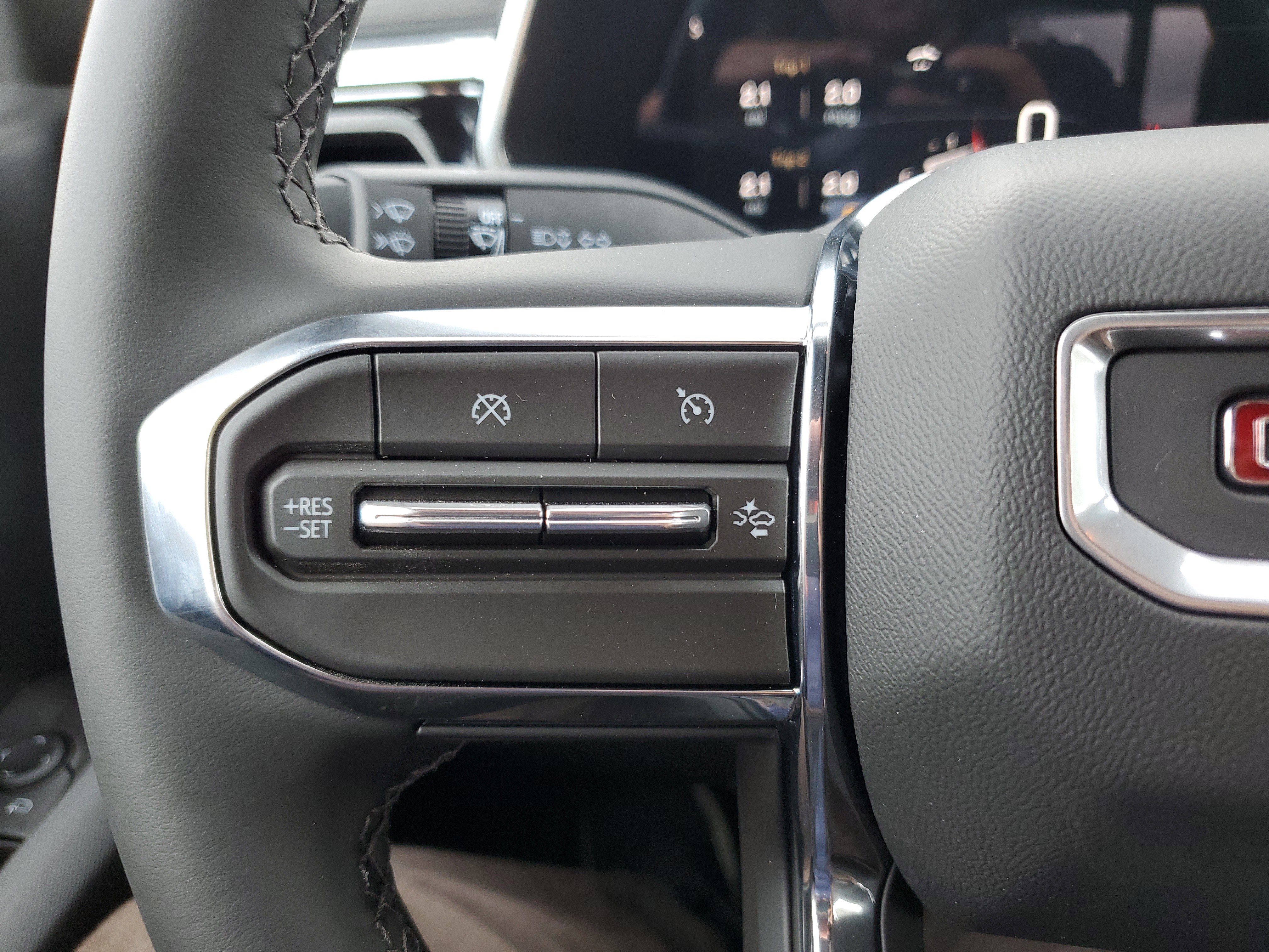 New 2026 GMC Canyon Elevation w/ Convenience Package image 14