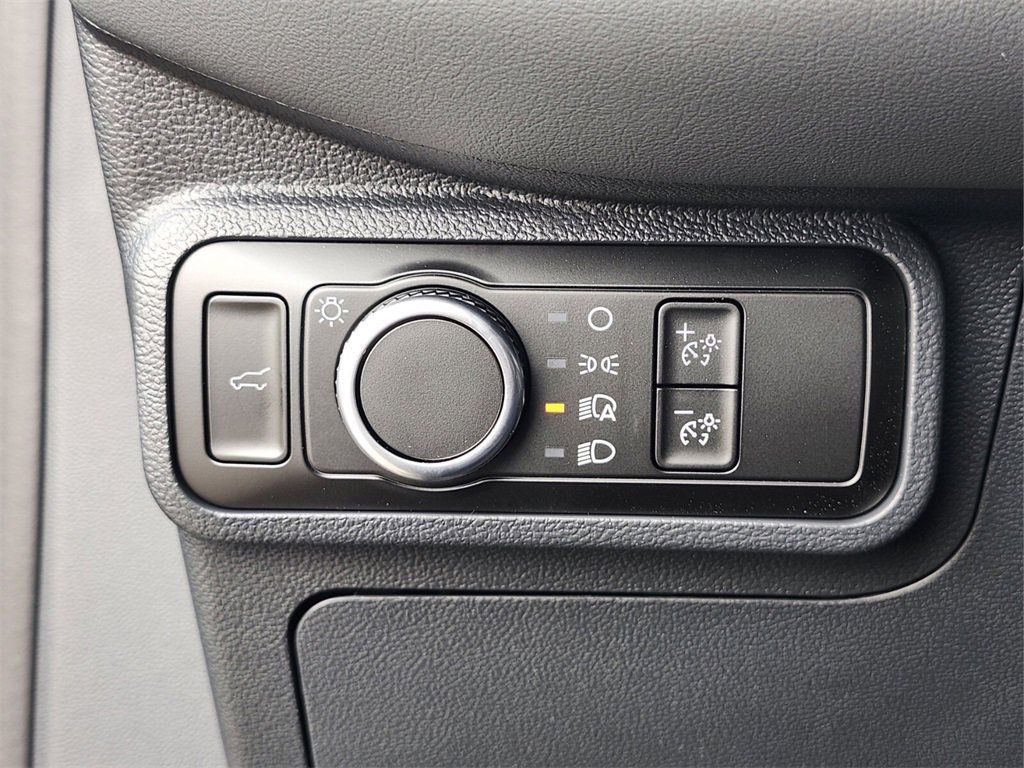 New 2026 Ford Explorer Active image 24