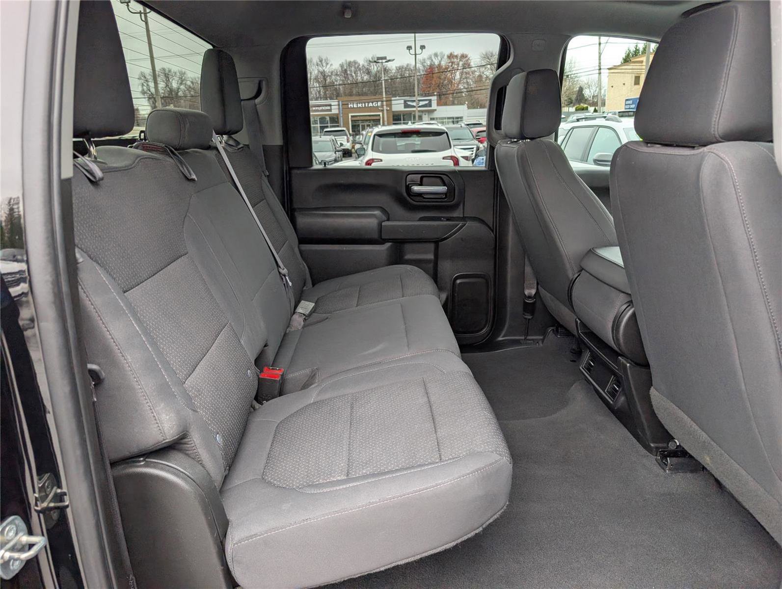 Used 2022 Chevrolet Silverado 2500 Custom w/ Custom Value Package image 13