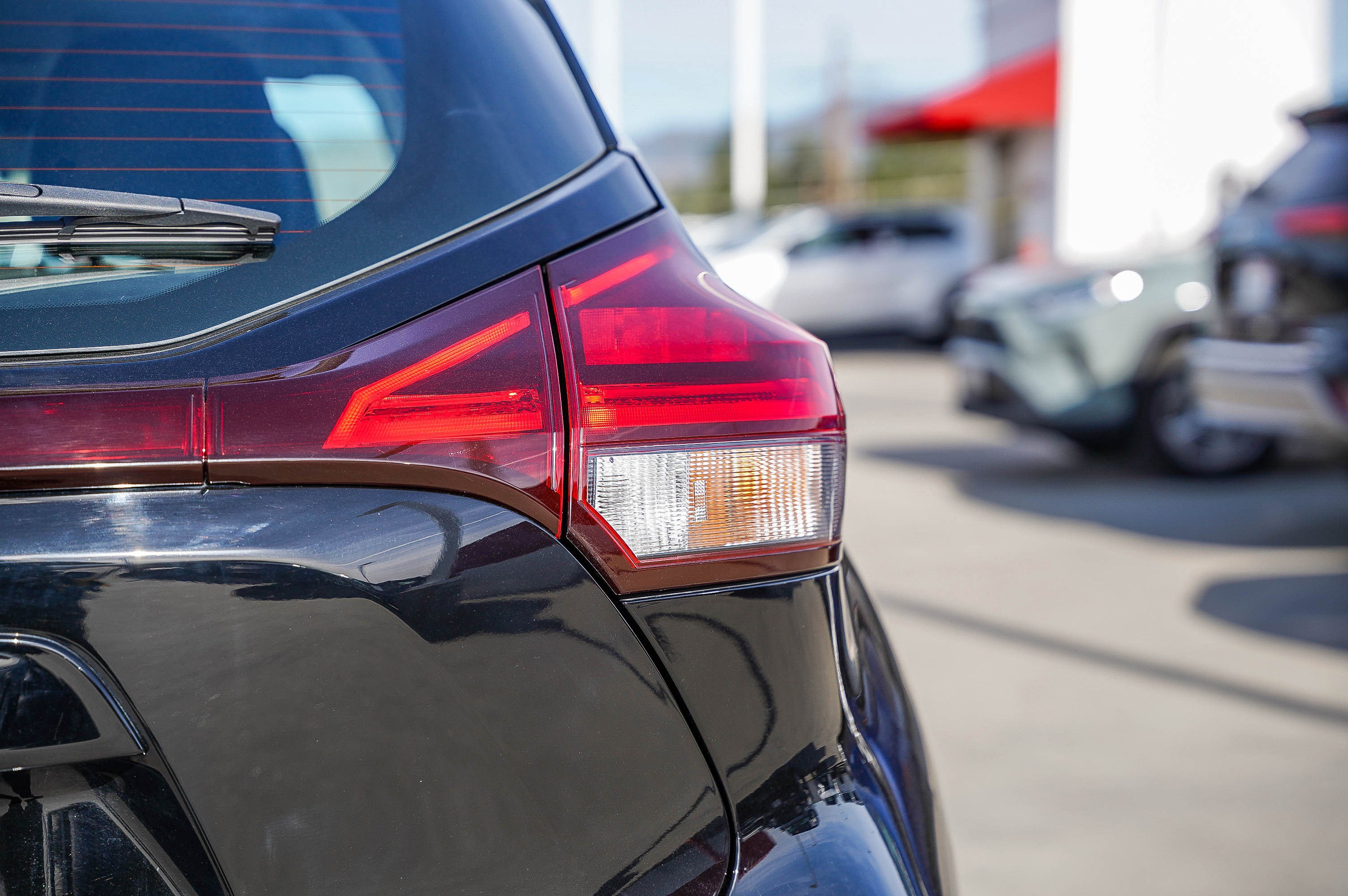 Used 2021 Nissan Kicks S image 12