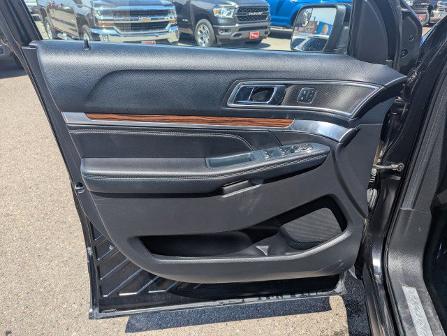 Used 2016 Ford Explorer Limited AWD/4WD image 9