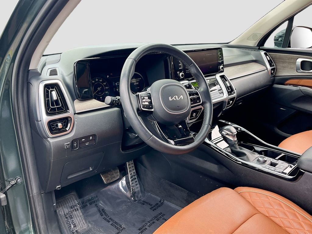 Used 2022 Kia Sorento SX Prestige w/ Rust Color Package AWD/4WD image 9