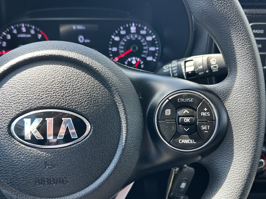 Used 2021 Kia Soul LX FWD image 19