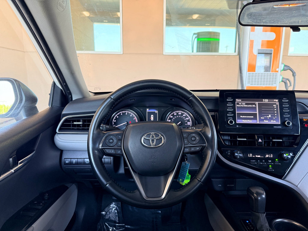 Used 2022 Toyota Camry SE FWD image 15