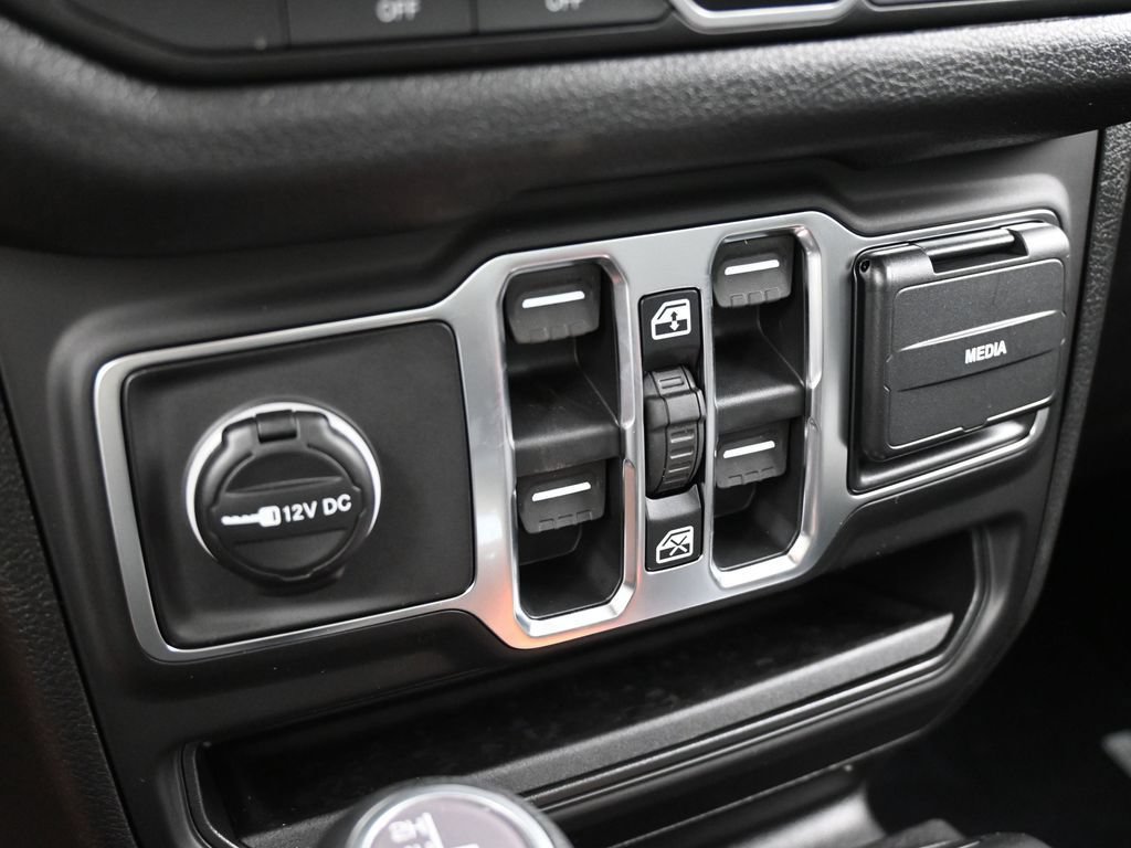 New 2026 Jeep Gladiator Sport AWD/4WD image 20