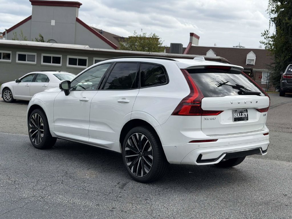 New 2026 Volvo XC60 B5 Ultra w/ Protection Package Premier AWD/4WD image 21