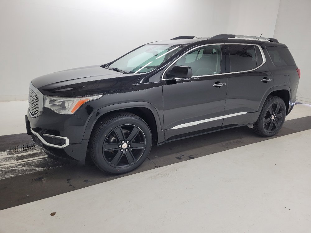 Used 2018 GMC Acadia Denali w/ Technology Package AWD/4WD image 2