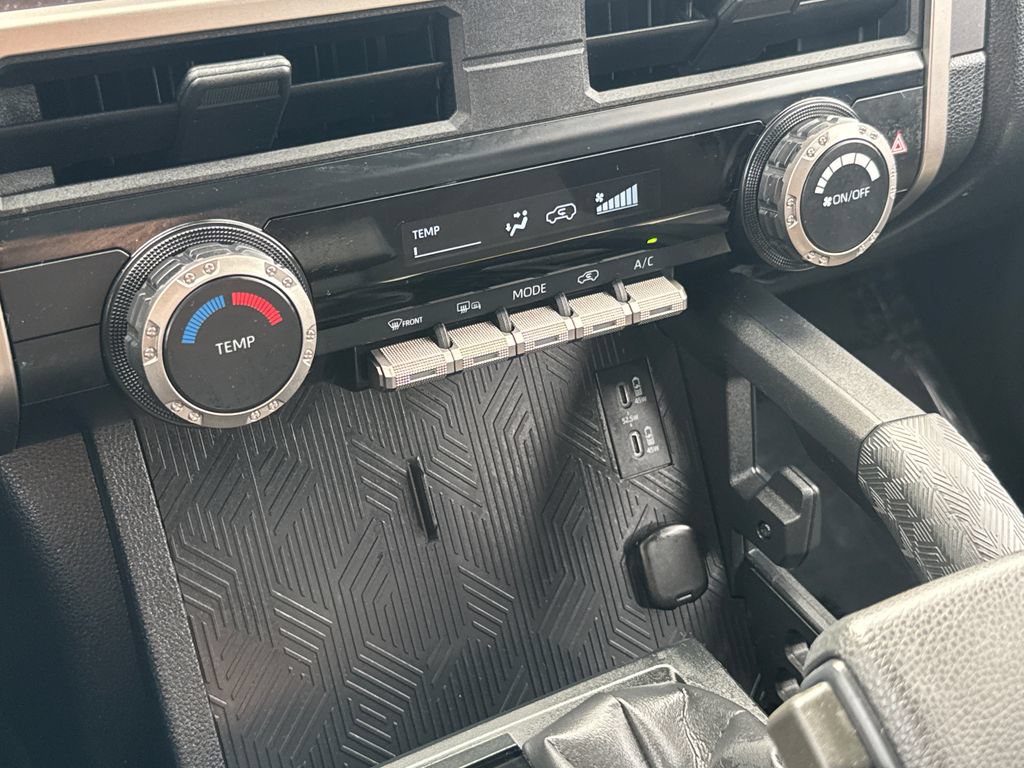 Used 2026 Toyota 4Runner SR5 AWD/4WD image 25