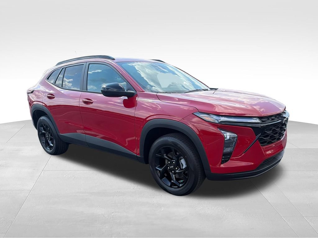 New 2026 Chevrolet Trax LT w/ Midnight Edition FWD image 7