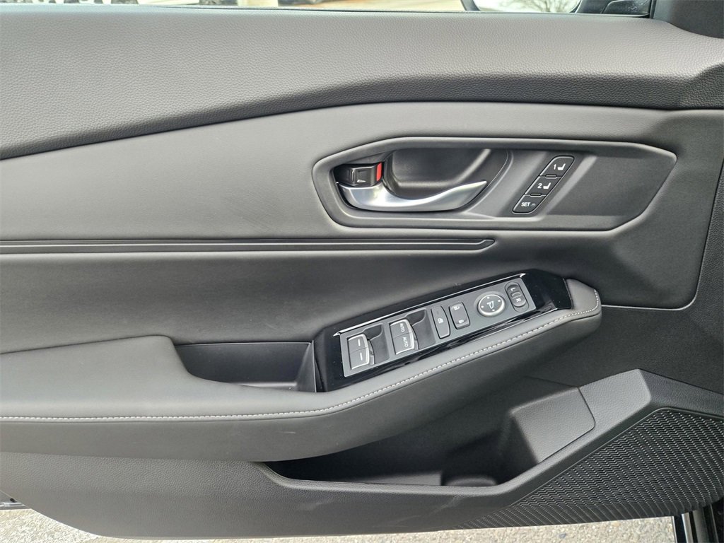New 2025 Honda Accord Touring image 17