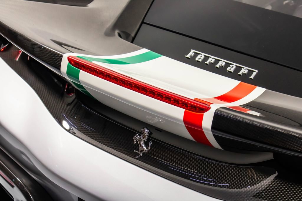 Used 2020 Ferrari 488 Pista Base image 33