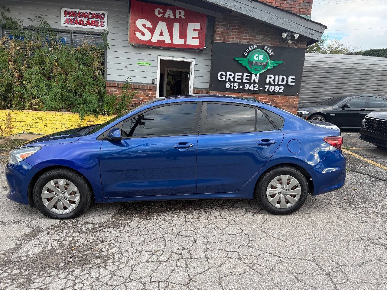 Used 2019 Kia Rio S image 2