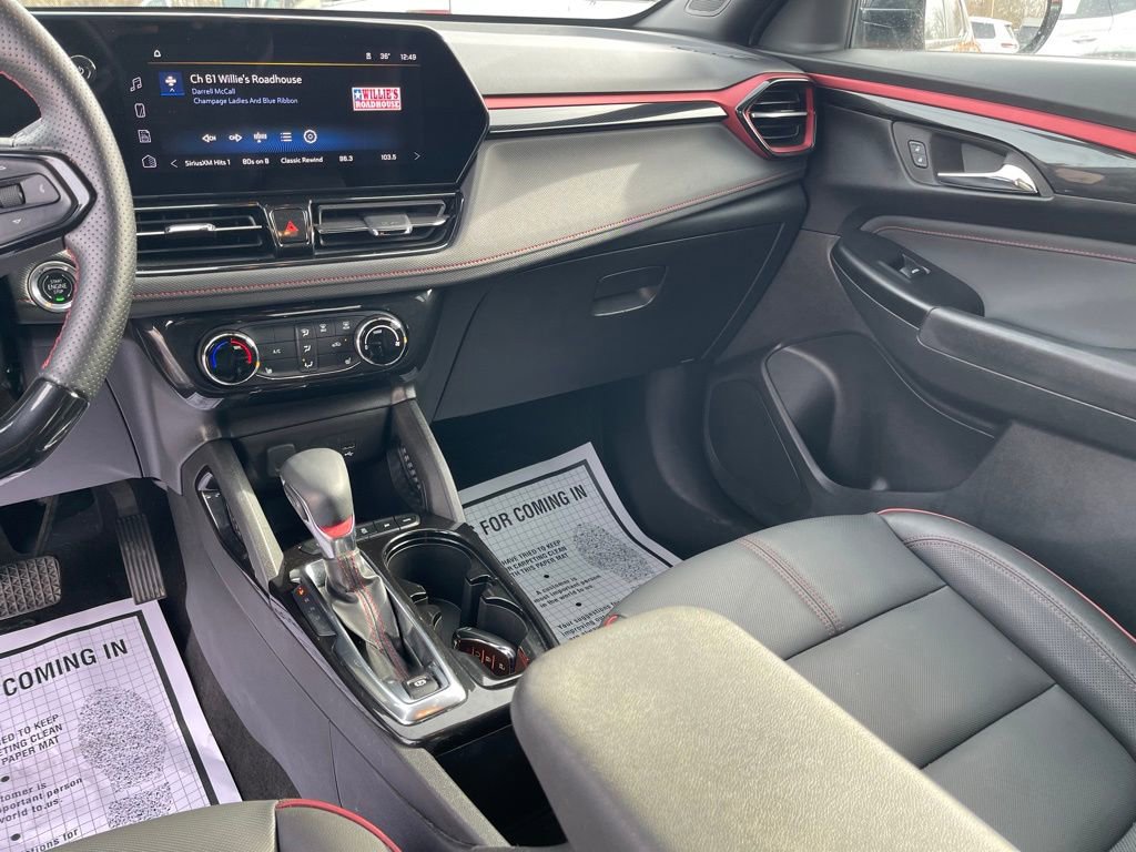 Used 2024 Chevrolet TrailBlazer RS image 20