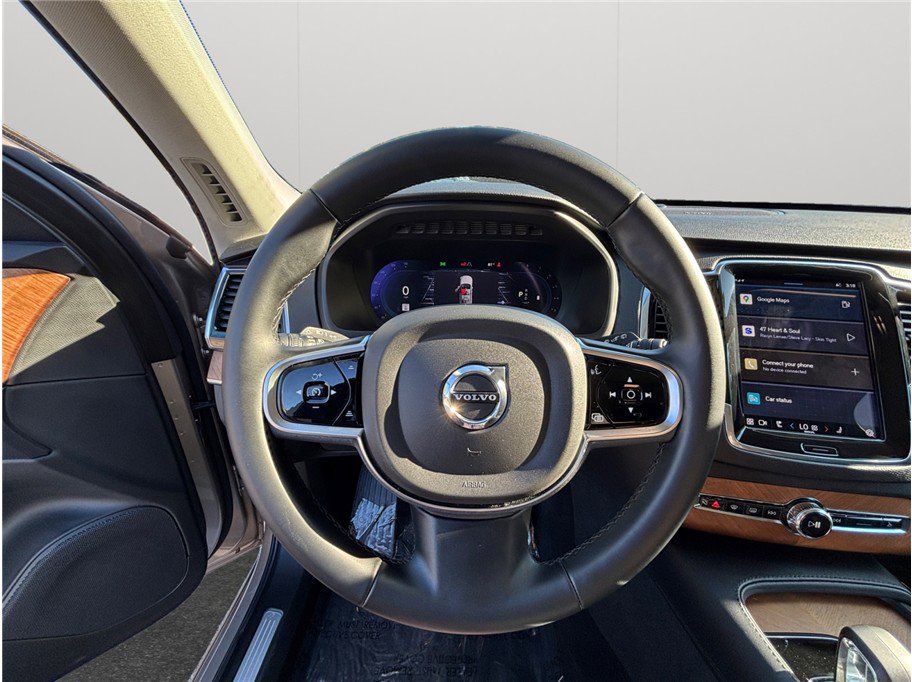 Used 2023 Volvo XC90 B5 Plus Bright image 26
