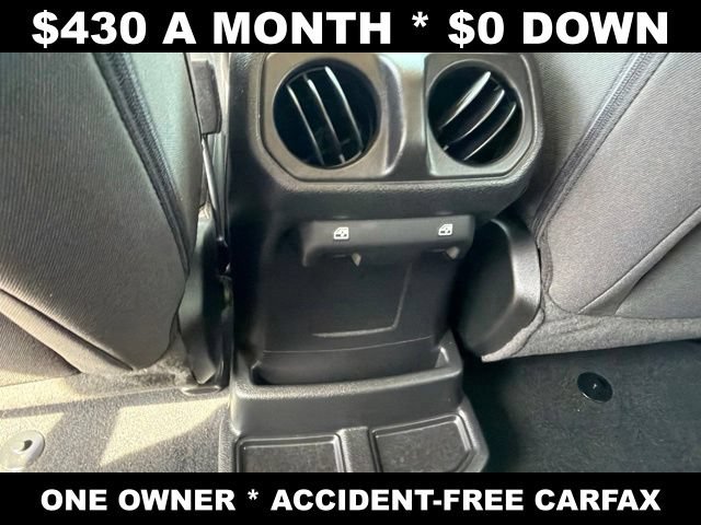 Used 2023 Jeep Wrangler Unlimited w/ Cold Weather Group AWD/4WD image 44