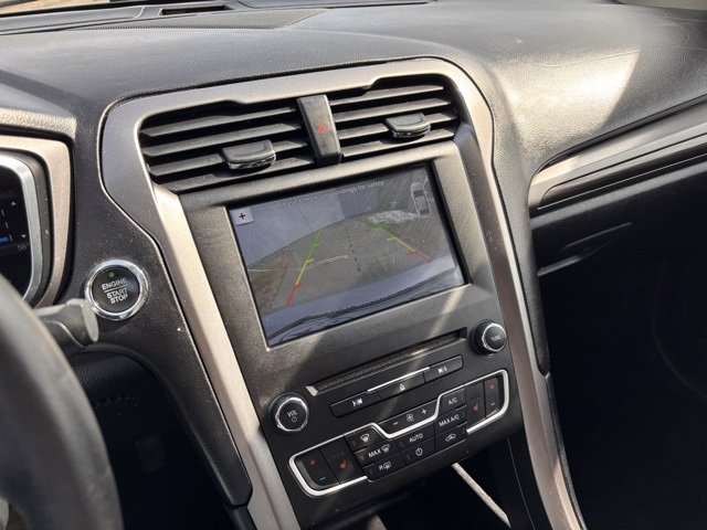 Used 2017 Ford Fusion Energi SE image 24