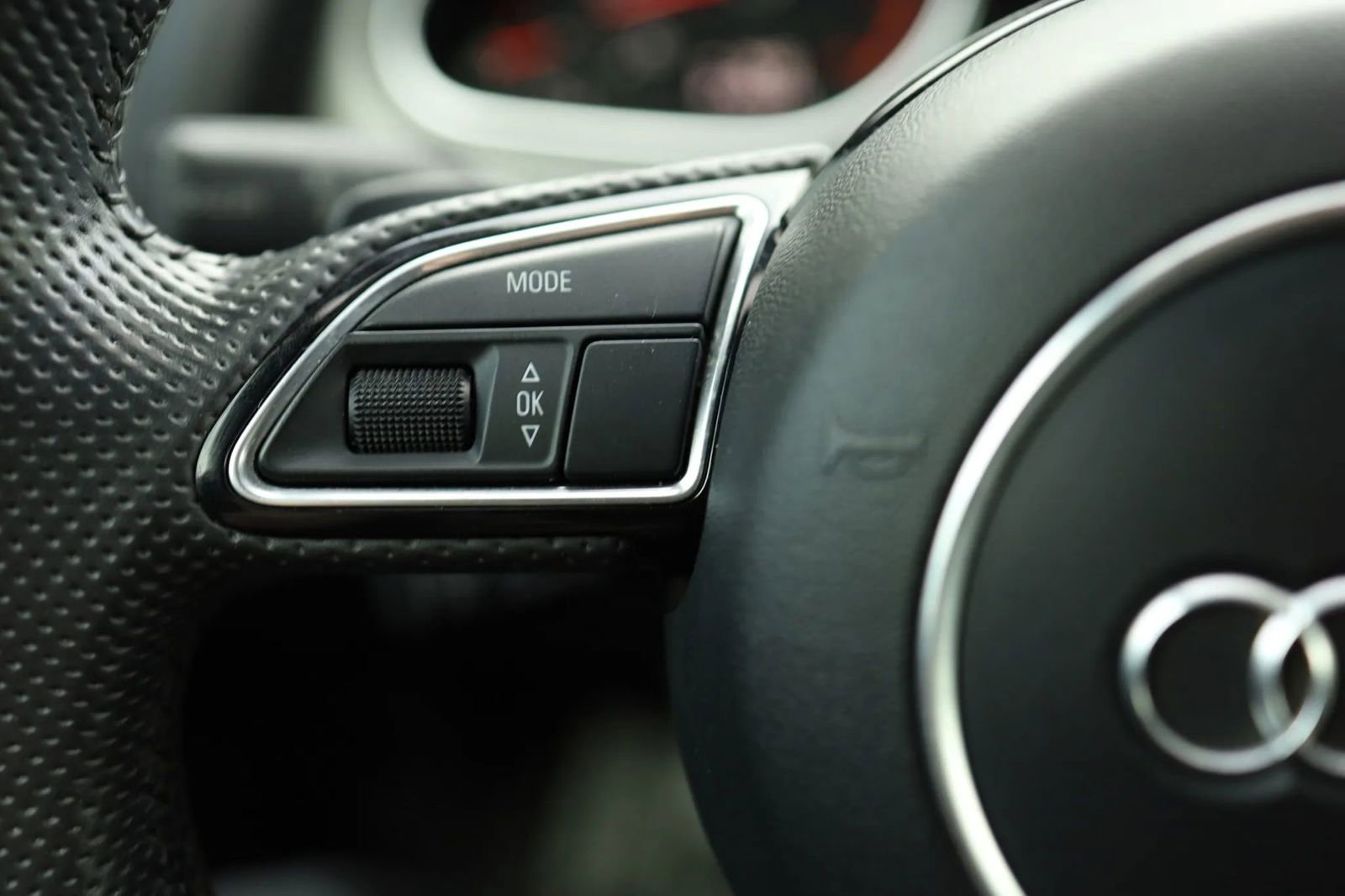 Used 2015 Audi Q7 3.0T S line Prestige image 19