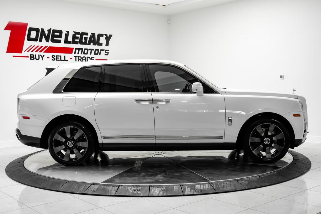 Used 2022 Rolls-Royce Cullinan AWD/4WD image 8
