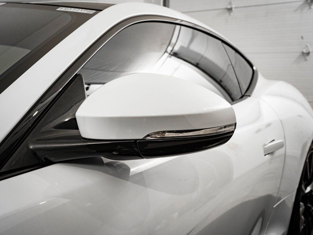 Used 2022 Jaguar F-TYPE R image 14