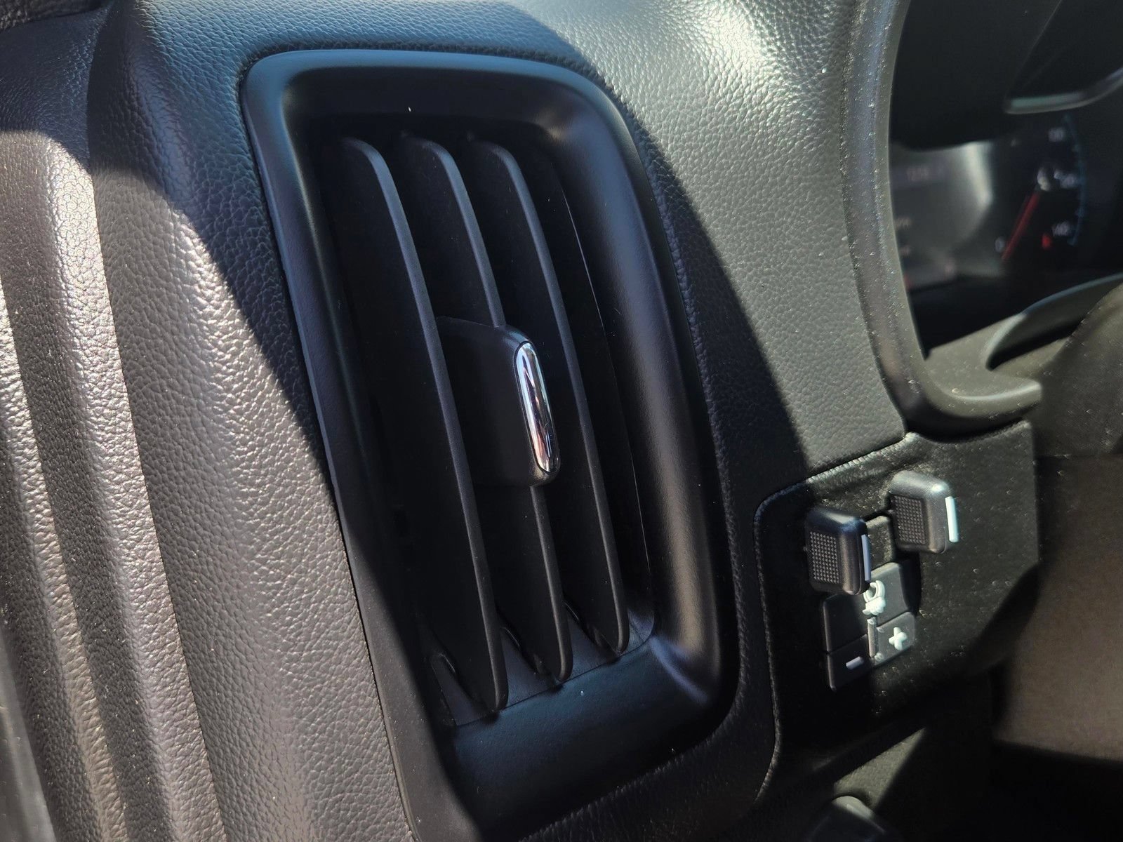 Used 2020 Chevrolet Colorado ZR2 AWD/4WD image 12