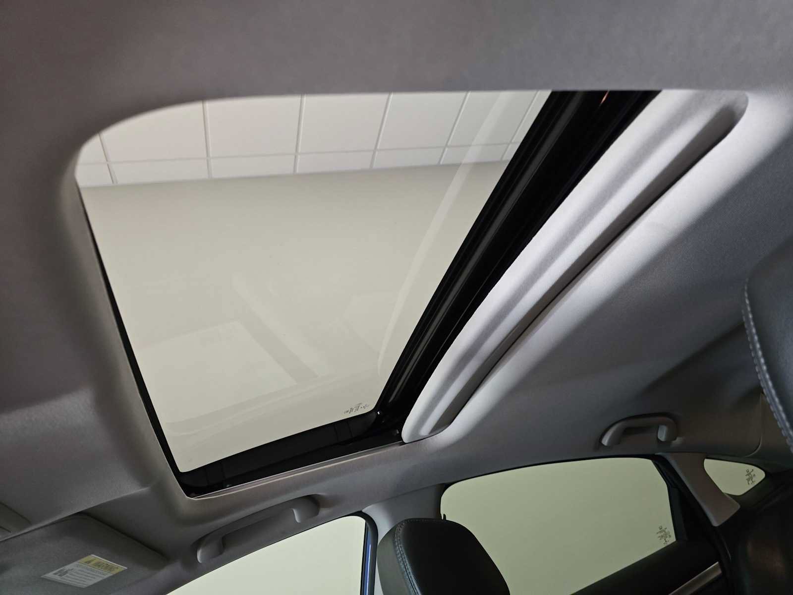 Used 2021 Honda Civic EX-L image 19