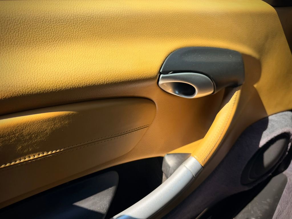 Used 2004 Porsche Boxster S image 33