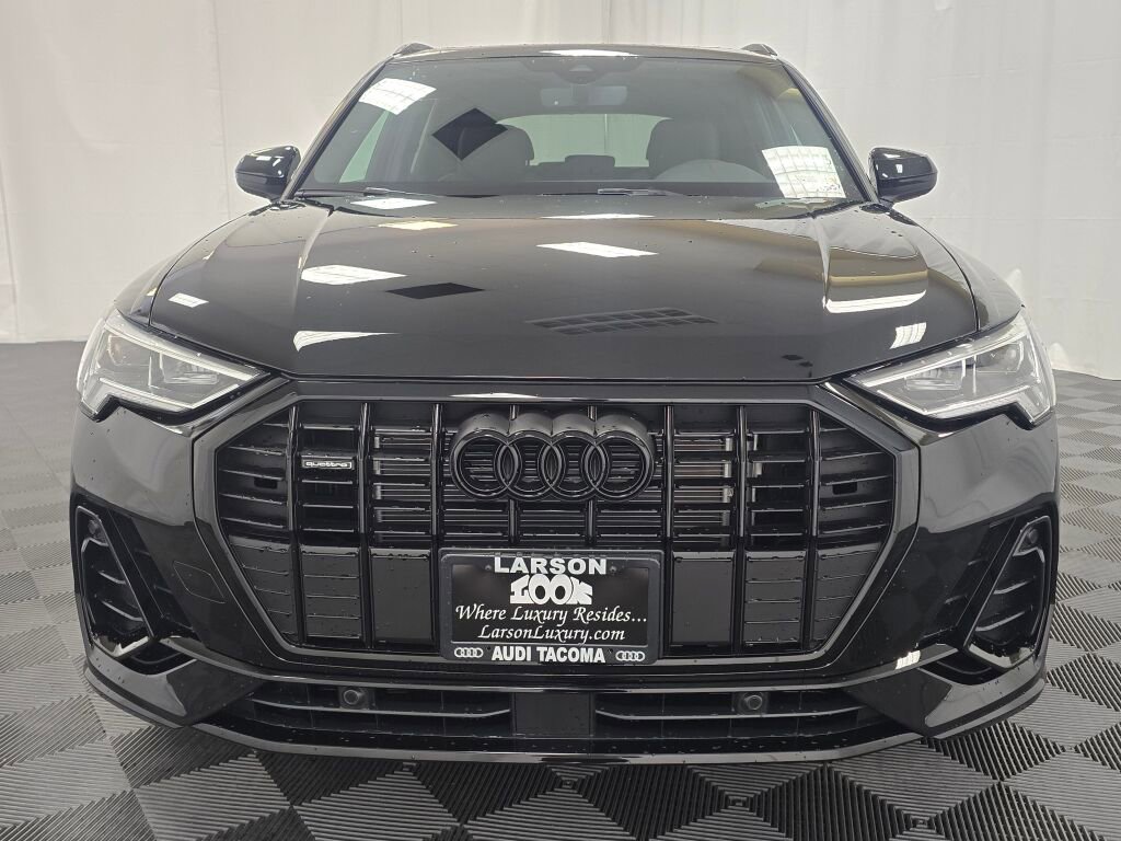 New 2025 Audi Q3 2.0T Premium image 9