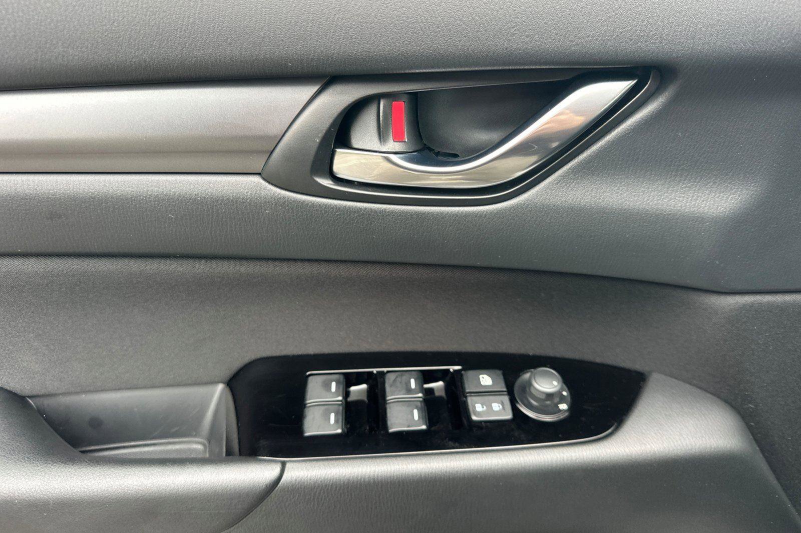 Certified 2025 MAZDA CX-5 AWD 2.5 S image 13