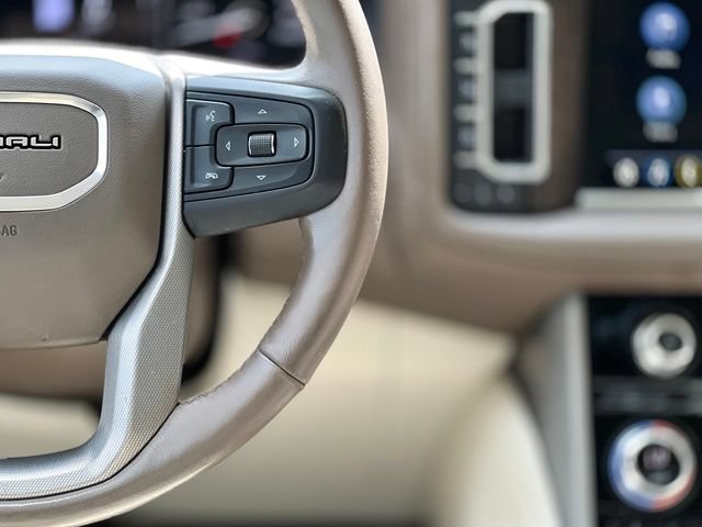 Used 2021 GMC Yukon Denali w/ Denali Premium Package AWD/4WD image 40