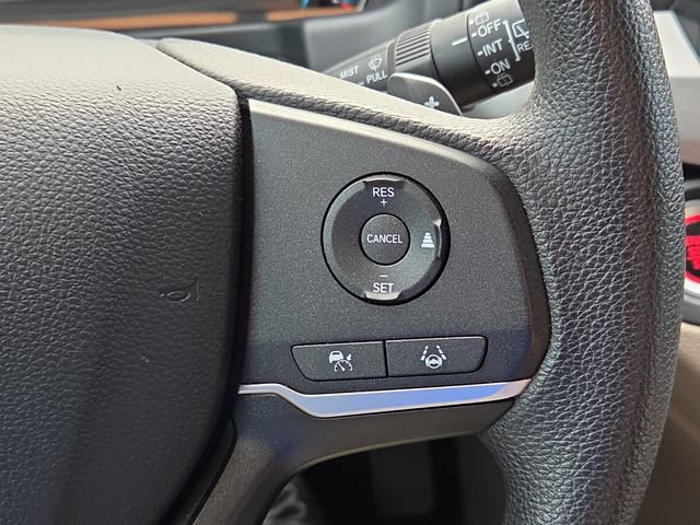 Used 2024 Honda Odyssey EX image 25