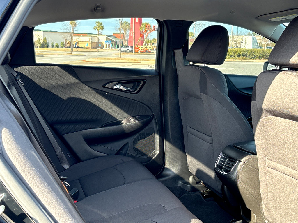 Used 2022 Chevrolet Malibu LT image 12
