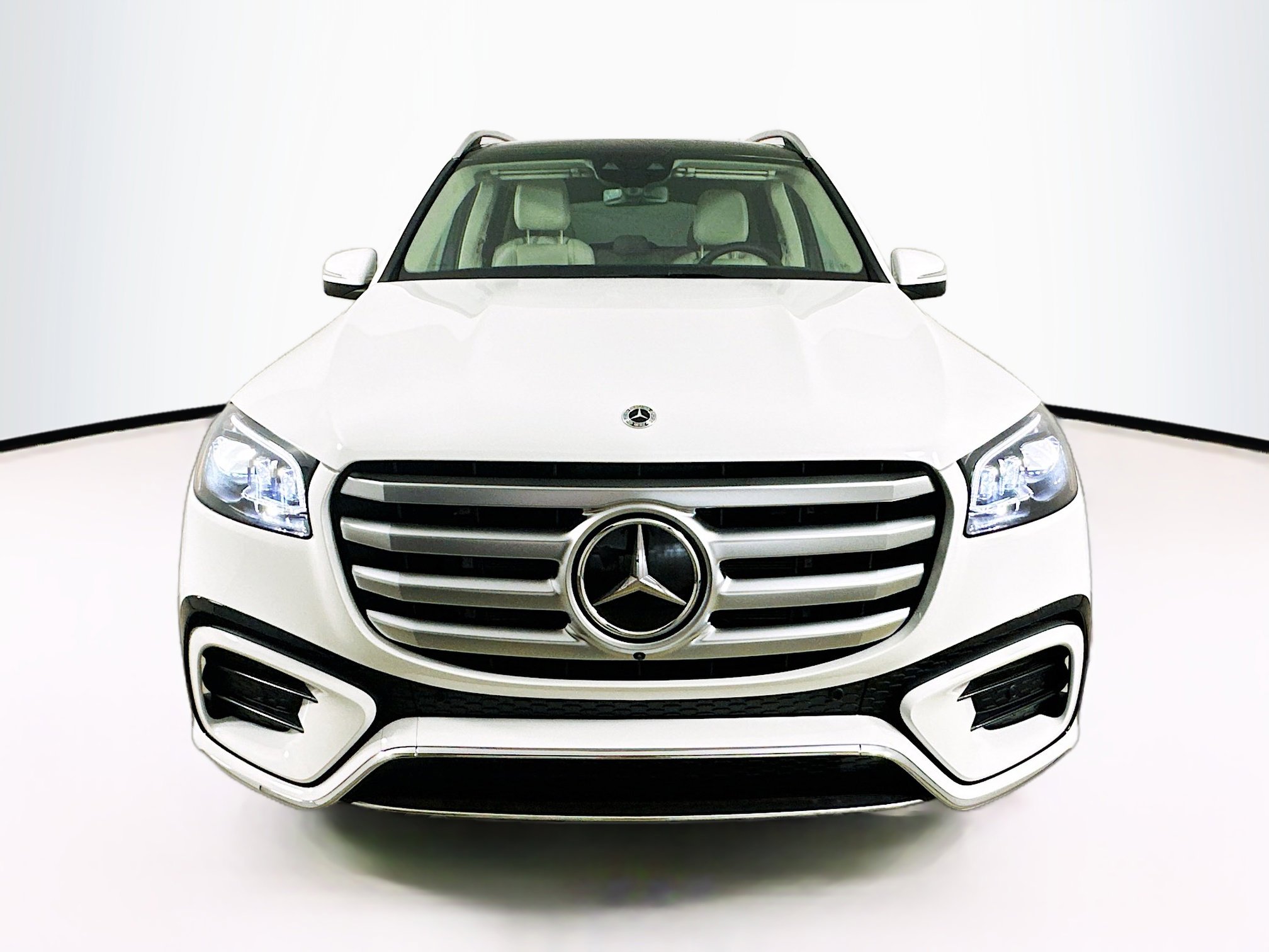 Certified 2026 Mercedes-Benz GLS 450 4MATIC image 2