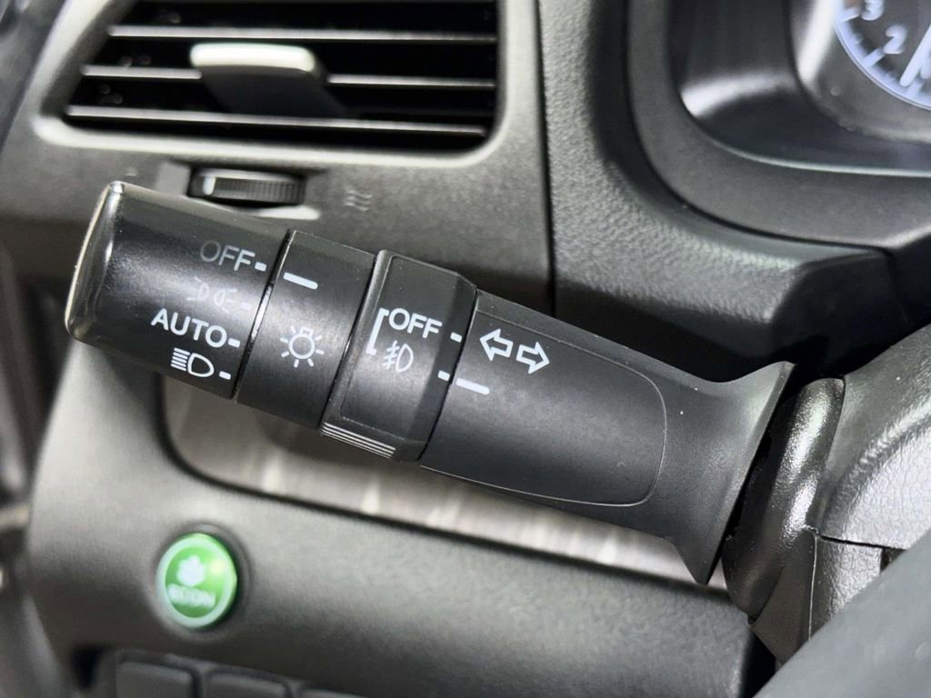 Used 2012 Honda CR-V EX-L image 27