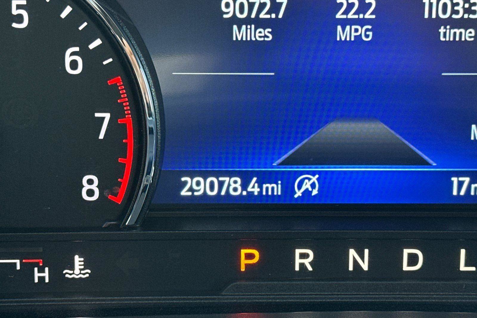 Used 2023 Ford Explorer XLT image 30