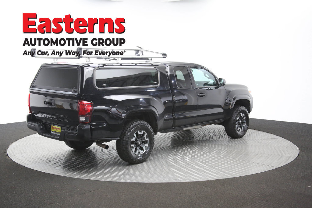 Used 2023 Toyota Tacoma SR AWD/4WD image 43
