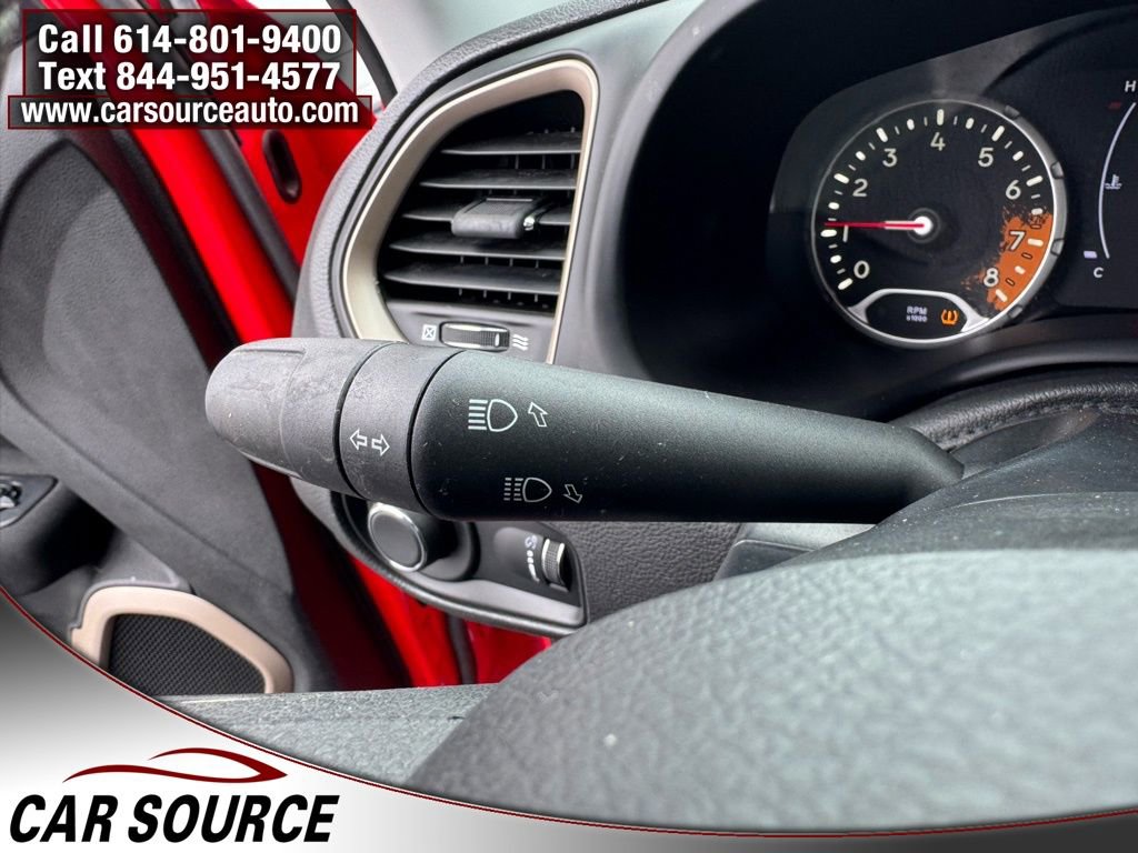 Used 2017 Jeep Renegade Sport w/ Power & Air Group image 21