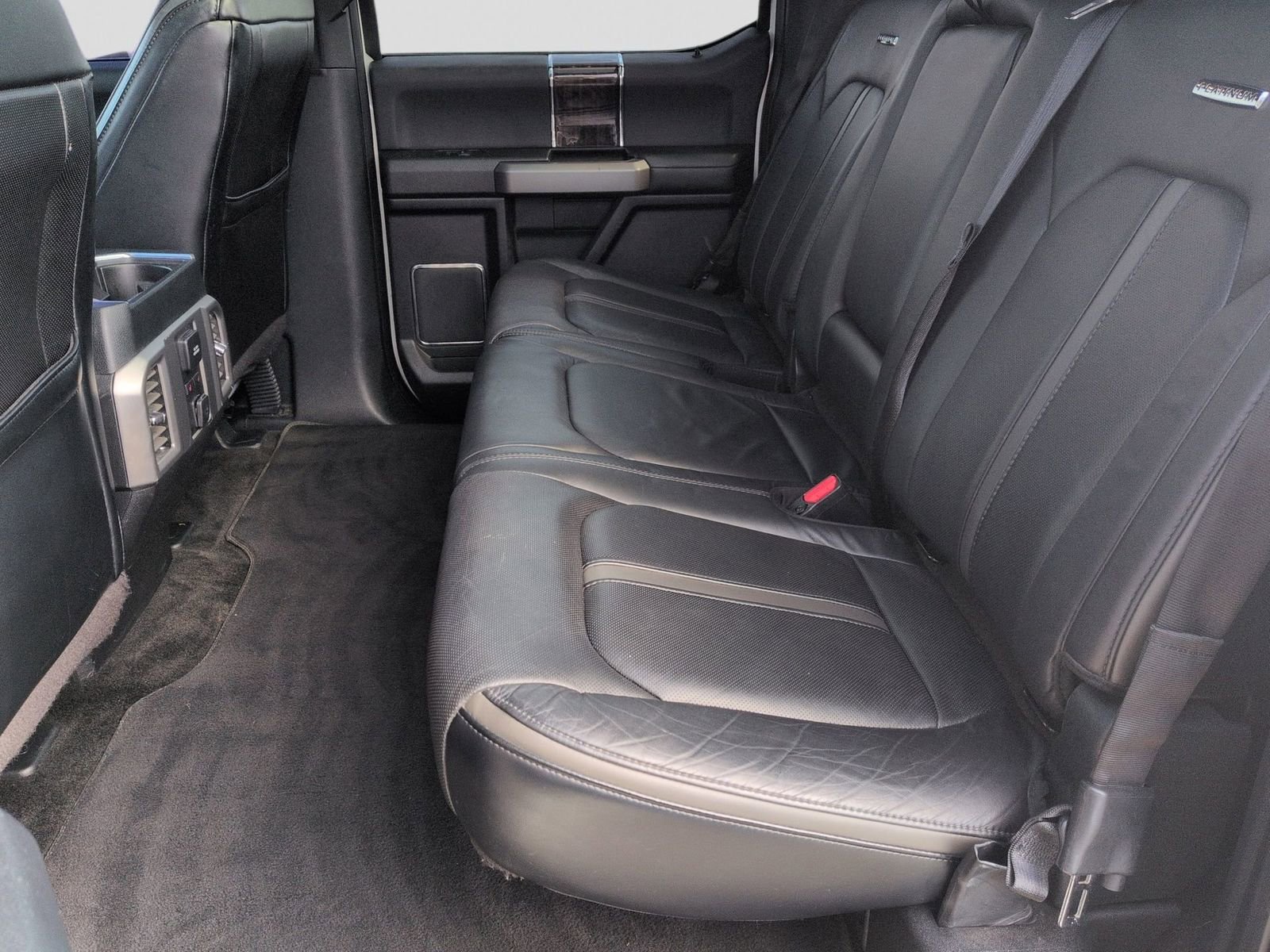 Used 2015 Ford F150 Platinum w/ Equipment Group 701A Luxury image 25