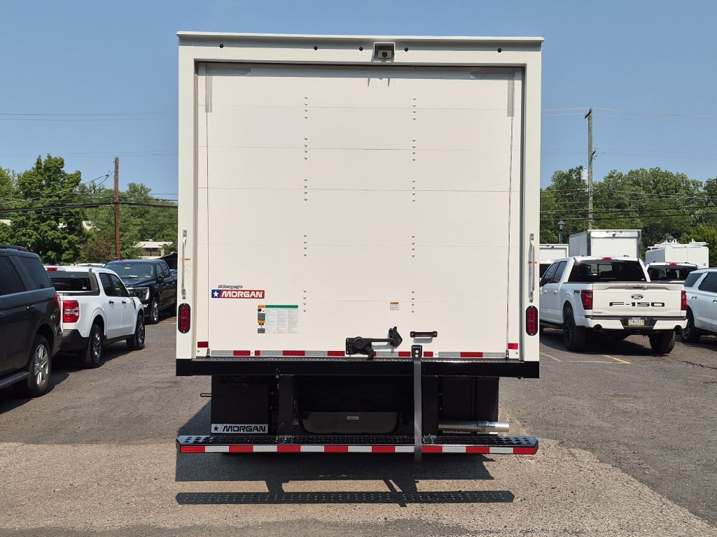 New 2027 Ford E-350 and Econoline 350 Super Duty w/ Driver's Safety Package RWD image 12
