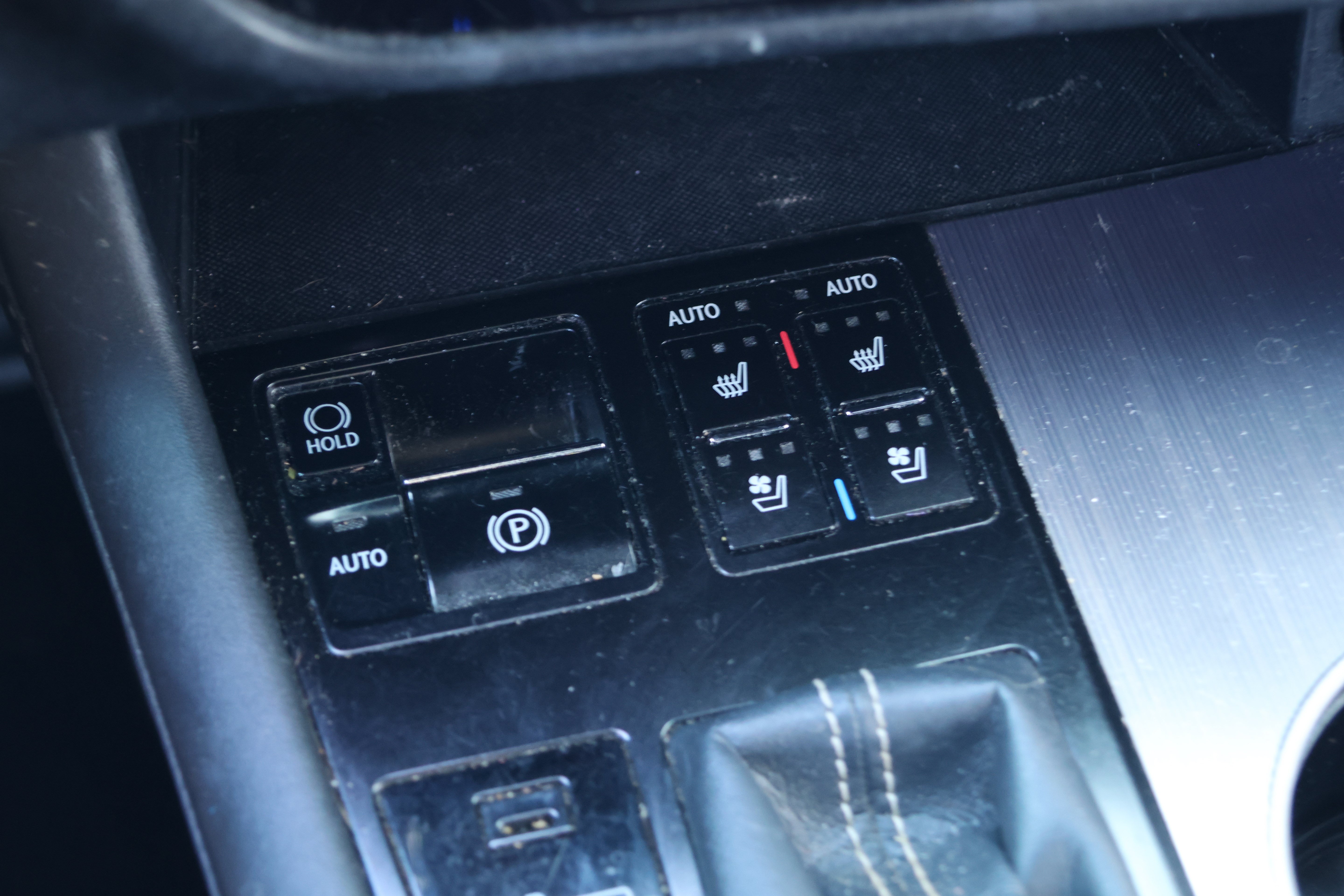 Used 2018 Lexus RX 350 F Sport w/ Accessory Package AWD/4WD image 27