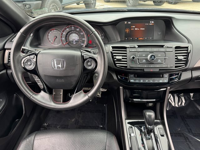 Used 2017 Honda Accord Sport Special Edition image 4
