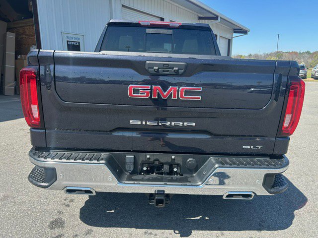 Used 2022 GMC Sierra 1500 SLT w/ SLT Premium Plus Package image 4