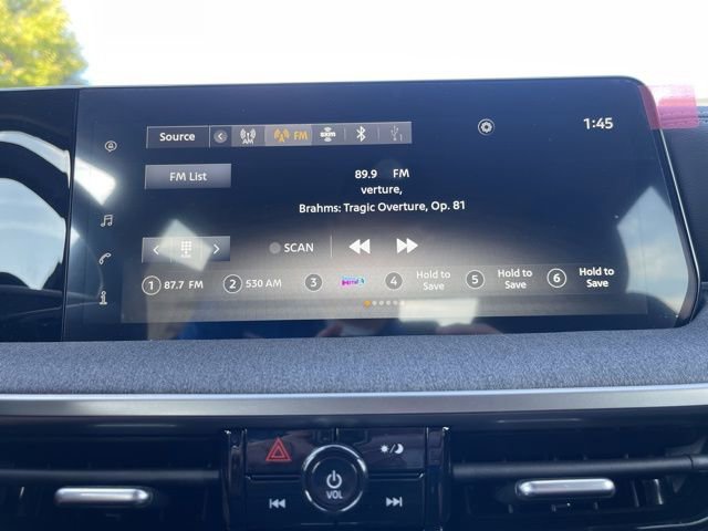 New 2025 Nissan Kicks SV image 18