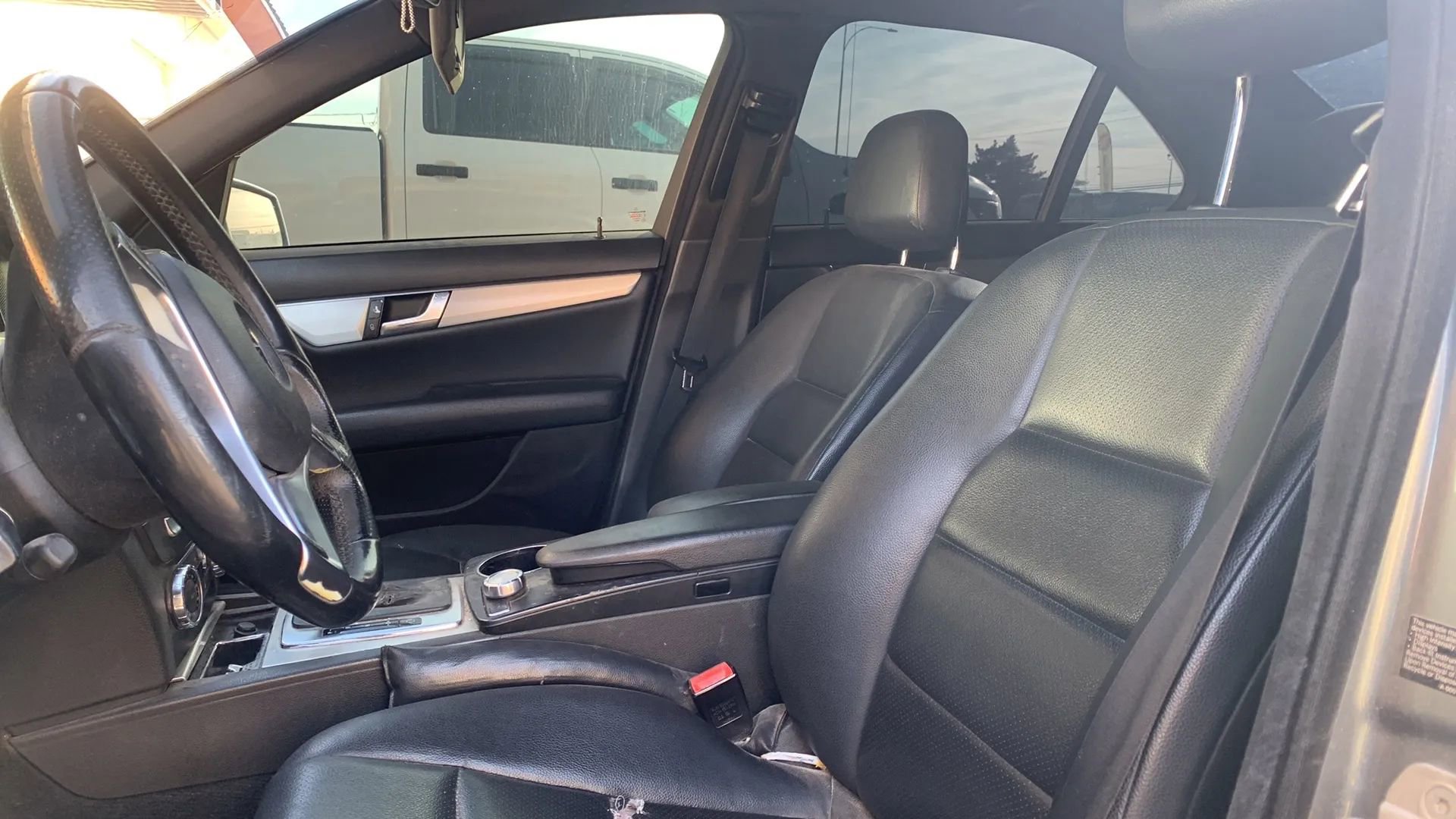 Used 2012 Mercedes-Benz C 250 Sedan image 3