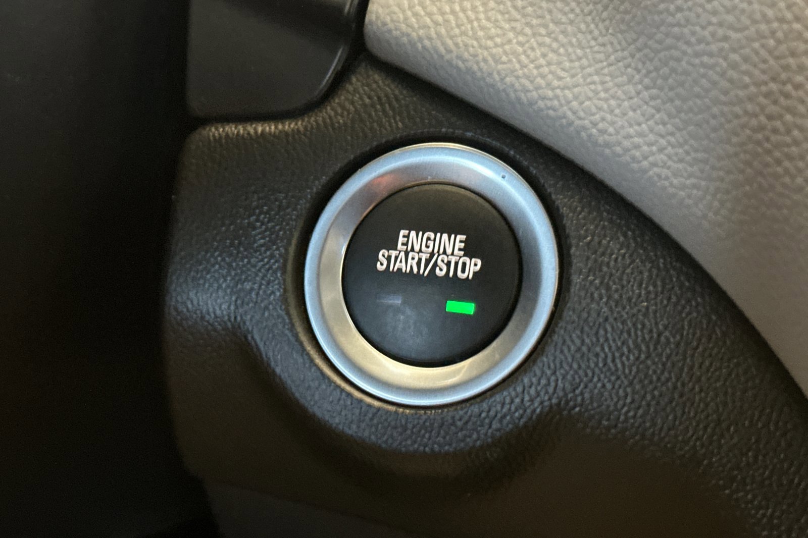 Used 2023 Chevrolet Equinox LT image 23