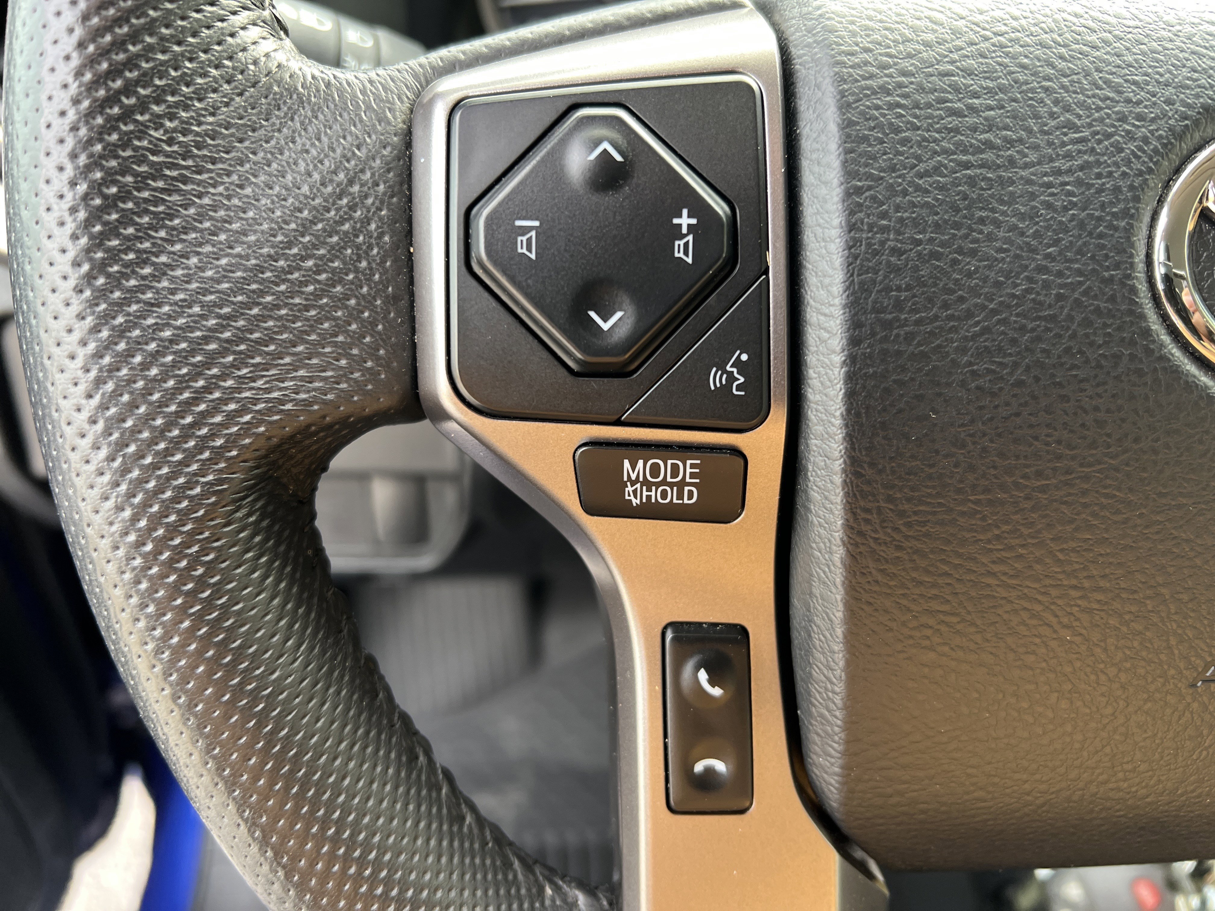 Certified 2023 Toyota Tacoma SR5 image 10