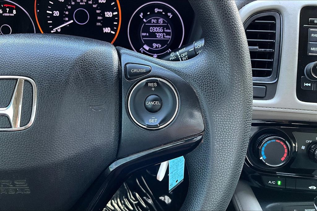 Used 2022 Honda HR-V LX image 21