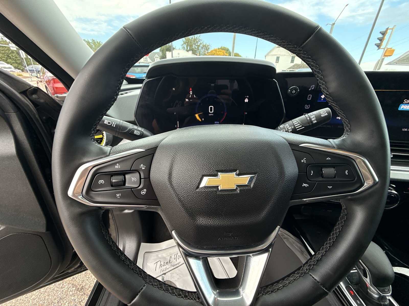 Certified 2024 Chevrolet Trax LT w/ Sunroof Package FWD image 11